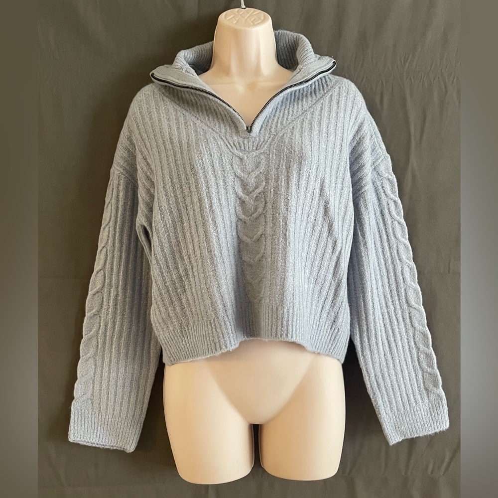 (12) NWT women's sweater/pullover/crop Aqua (XS) MSRP $88